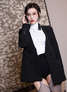 《年轻的表妺HD》,青春演绎,表妹逆袭记,情感纠葛深